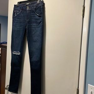Hudson jeans. Colin Skinny mid rise size 28. New. Never worn.